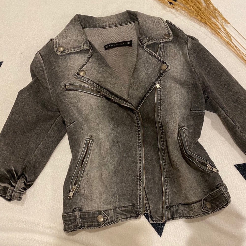 Zara Womens Denim jacket size Small